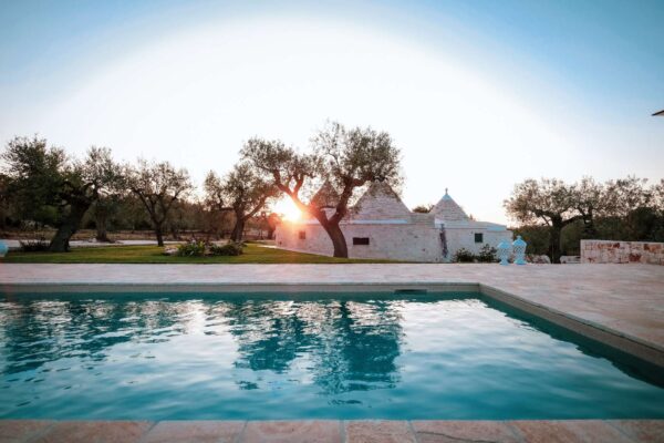 trulli-vecchia-corte-monopoli-hotel-relax-piscina-bed-breakfast-001 trulli-vecchia-corte-monopoli-hotel-relax-piscina-bed-breakfast-001