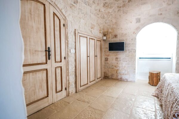 trulli-vecchia-corte-monopoli-hotel-relax-piscina-bed-breakfast-023 trulli-vecchia-corte-monopoli-hotel-relax-piscina-bed-breakfast-023